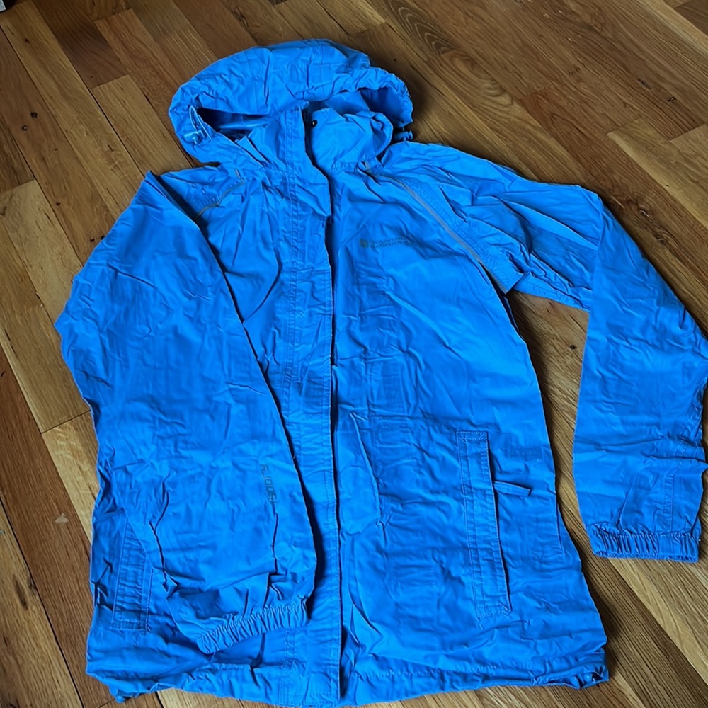 Packable raincoat! Mountain Warehouse